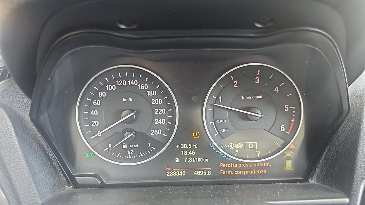 BMW 118d Cambio Automatico Xenon Navi clima PDC