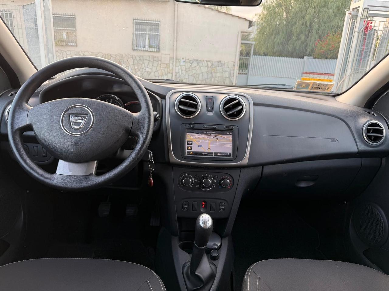 Dacia Sandero 1.5 dCi 8V 75CV Lauréate-2013