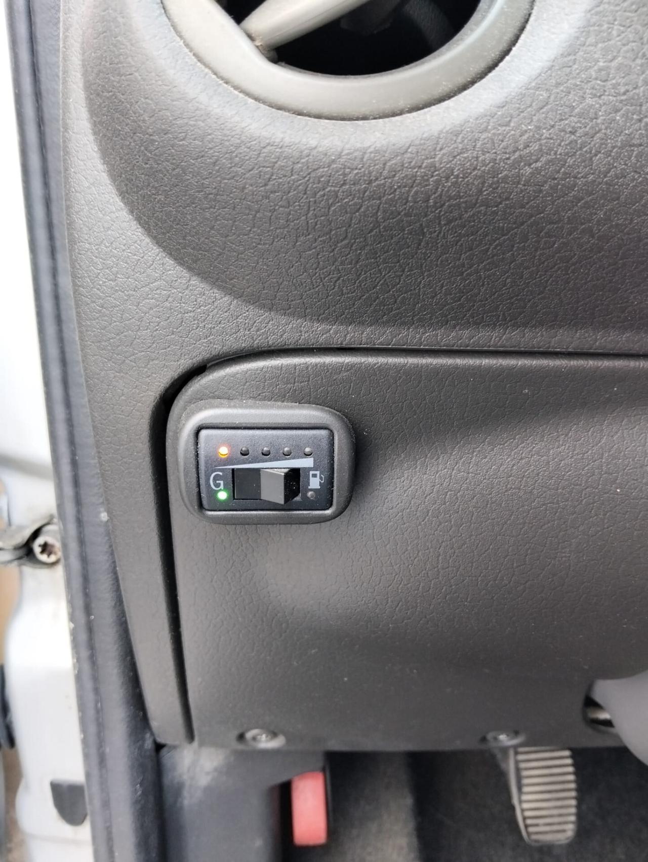 Fiat Panda 1.2 Climbing Metano 2009 SINISTRATA