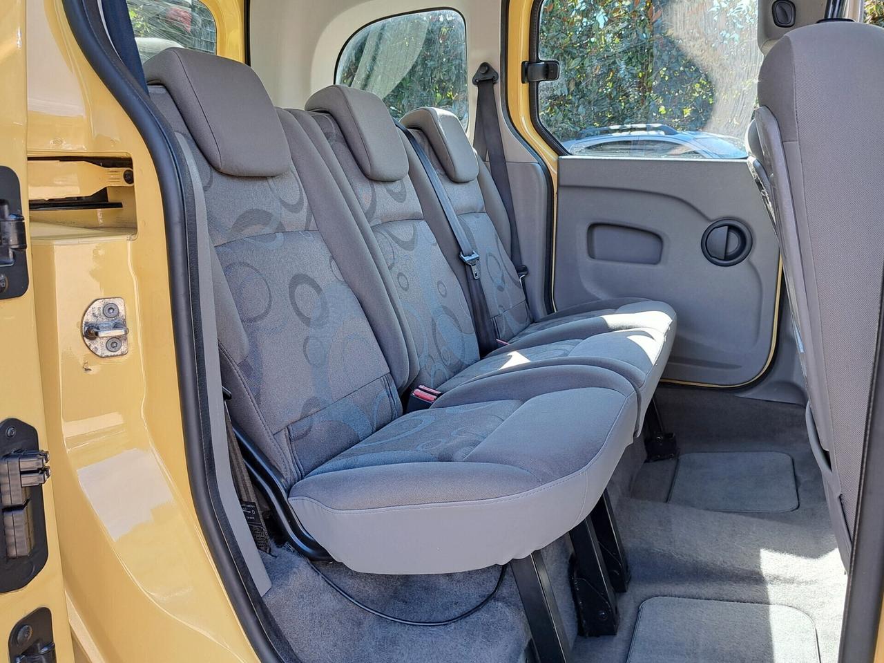 Renault Kangoo 1.5, 85CV 5 porte / OK NEOPATENTATI