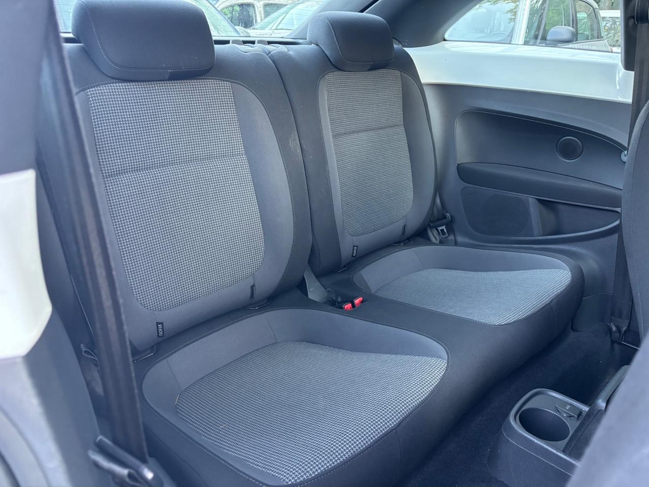 Volkswagen Maggiolino 2.0 TDI Design OK NEOPATENTATI