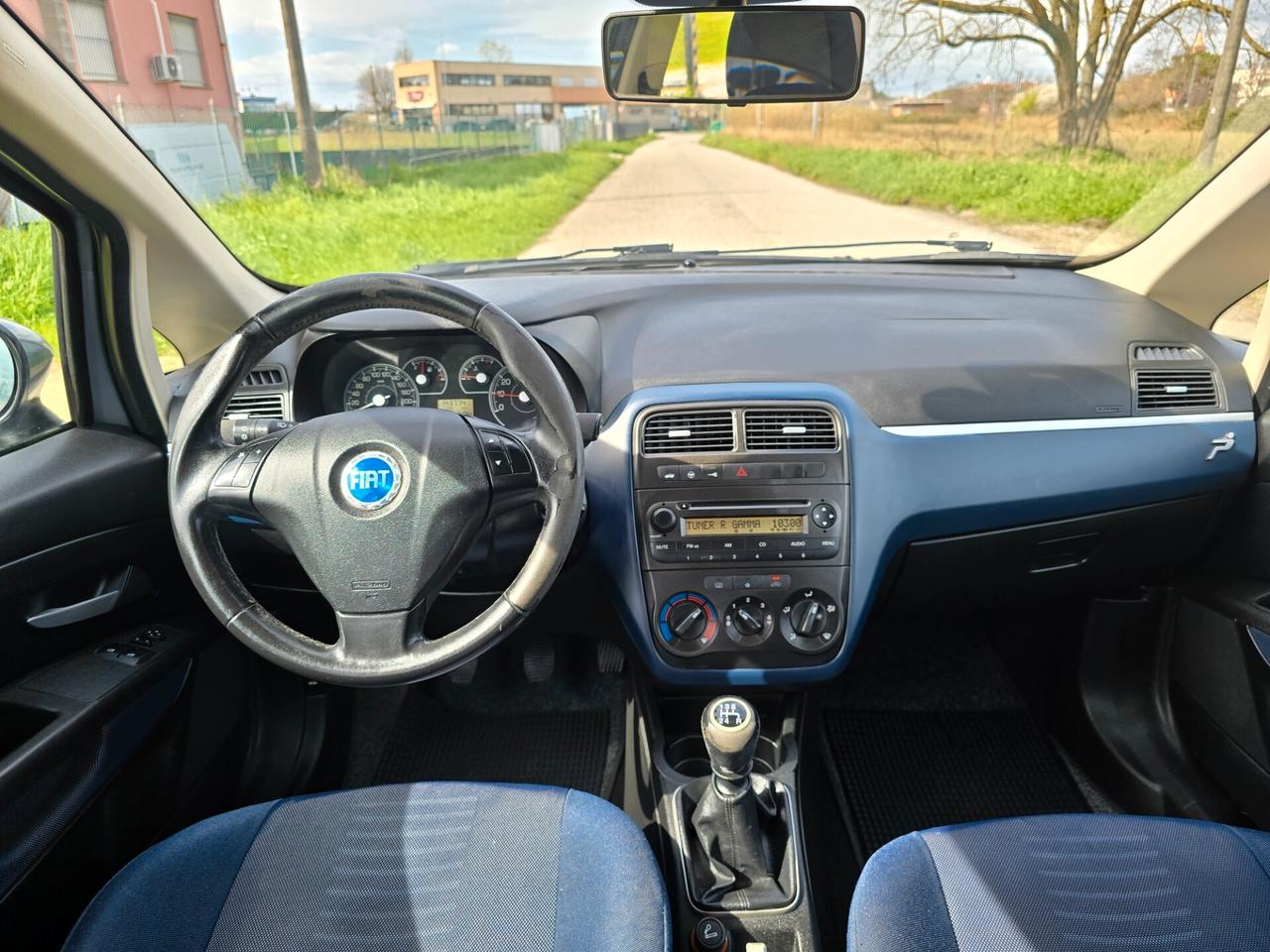 FIAT GRANDE PUNTO 1.2 BENZINA con GARANZIA NEOPATENTATI