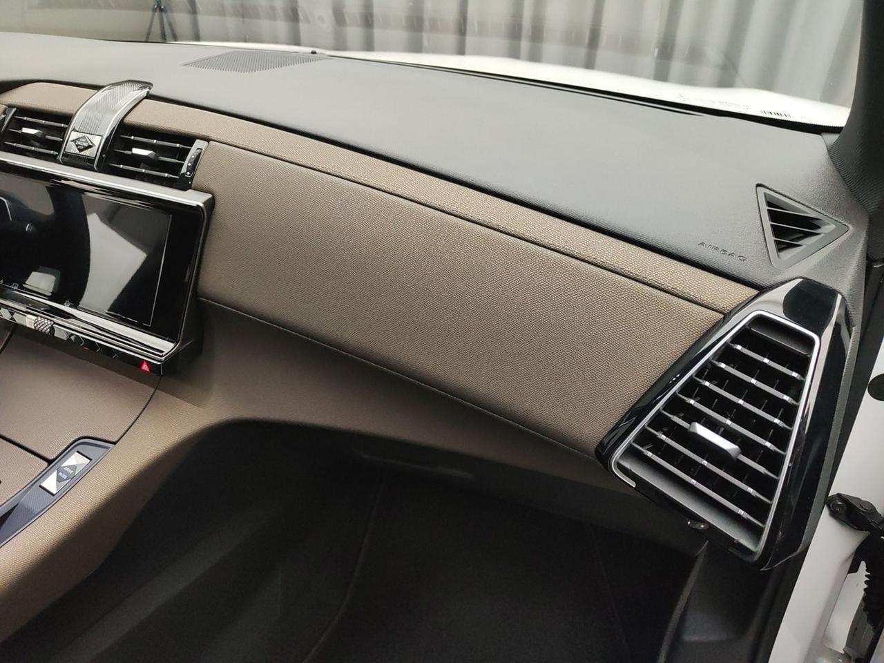 DS7 Crossback DS7 CROSSBACK 1.6 E-TENSE PHEV 300CV BUSINESS 4X4 AUTO