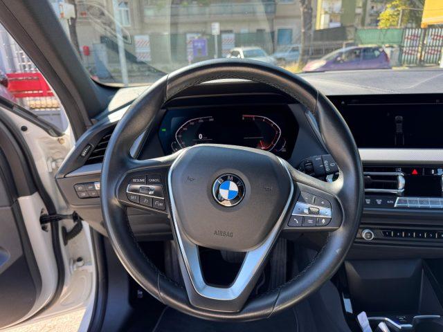 BMW 116 d 5p. Advanced Automatica