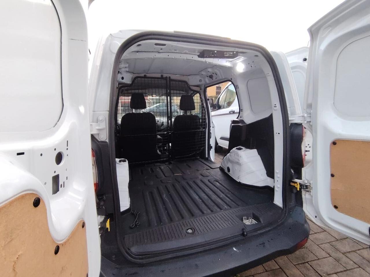 Ford Tourneo Courier 1.5 TDCI 75 CV Plus