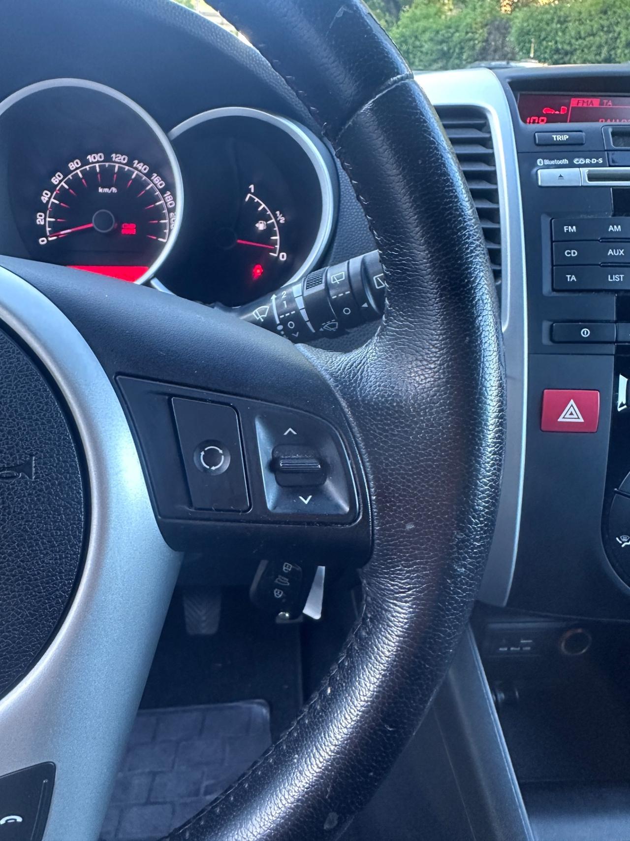 Kia Venga 1.4 CVVT solo 100mila km unipro