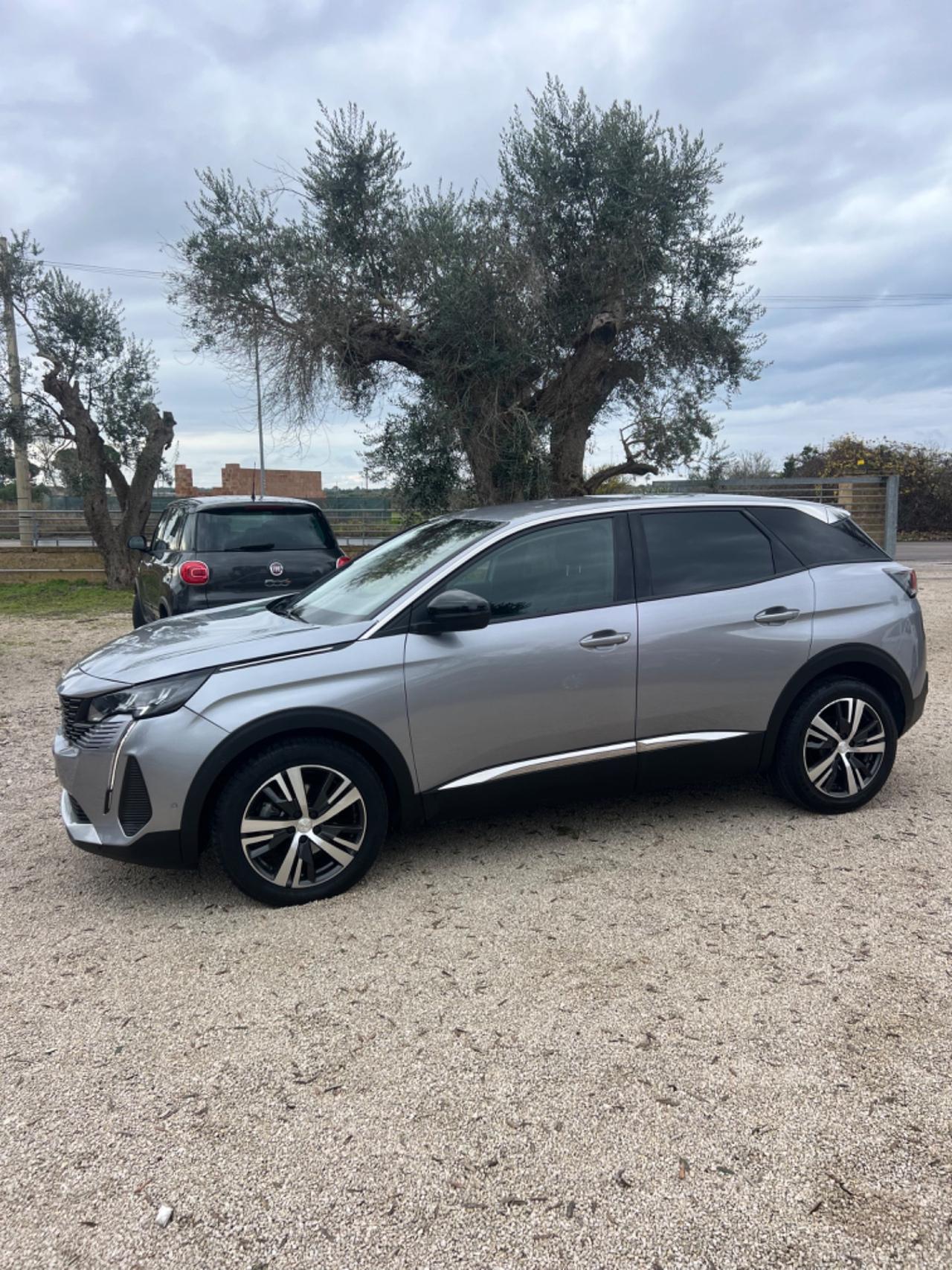 Peugeot 3008 BlueHDi 130 S&S Allure color titanio km 63000!!