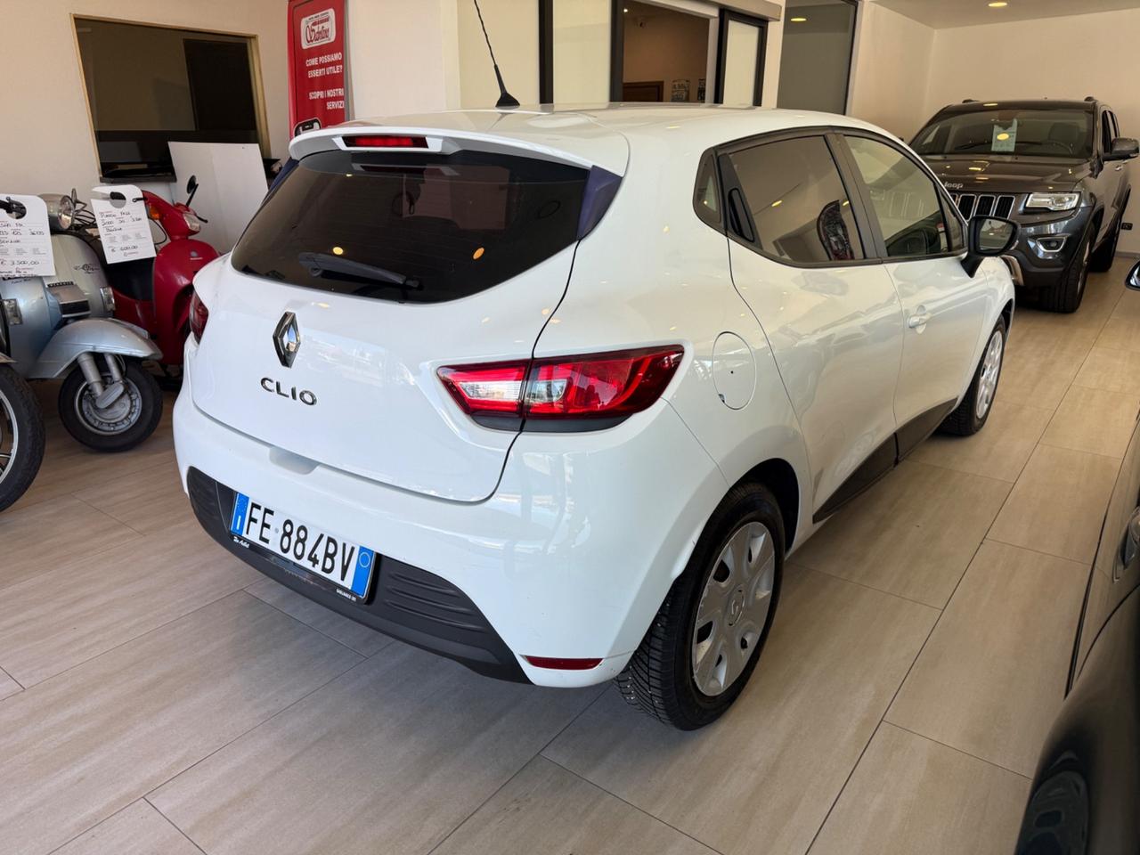 Renault Clio 1.2 75CV 5 porte Life
