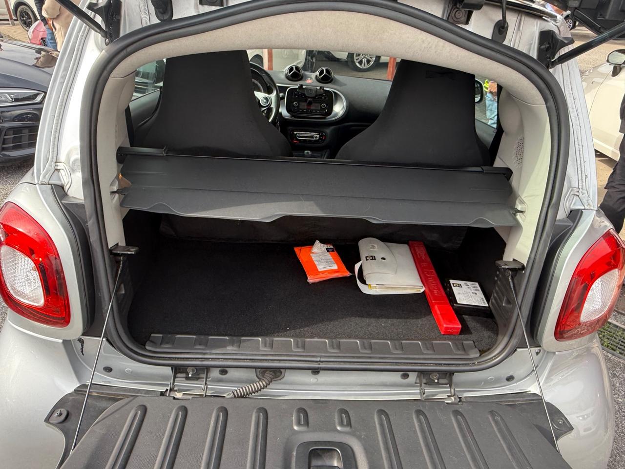 ForTwo 70 1.0 Passion-unipro-rate-garanzia -