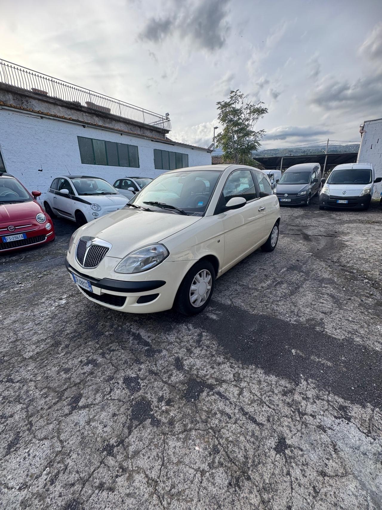 Lancia Ypsilon 1.2 16V Oro ANNO 2005