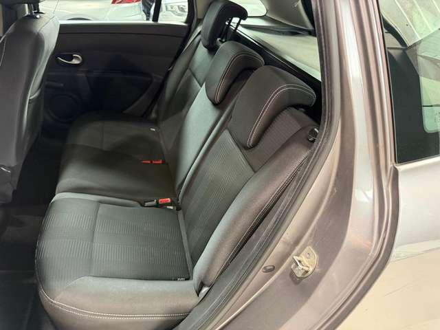 Renault Clio Benzina Neopatentati