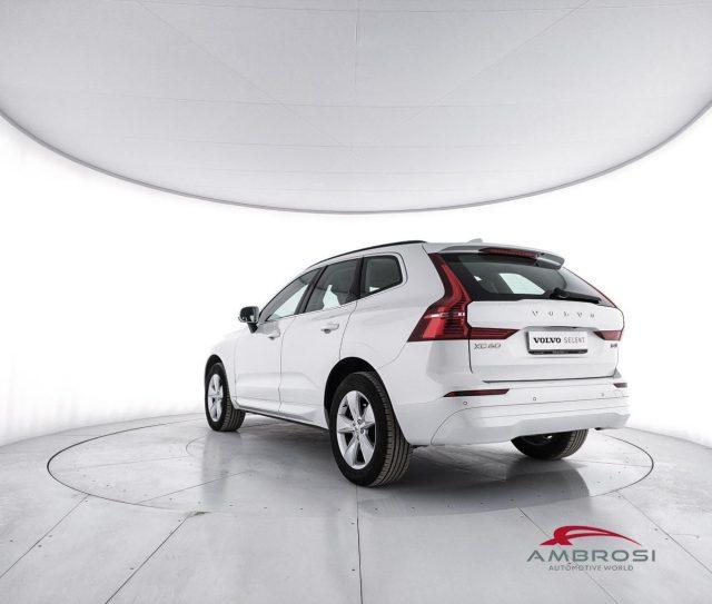 VOLVO XC60 B4 (d) AWD automatico Core
