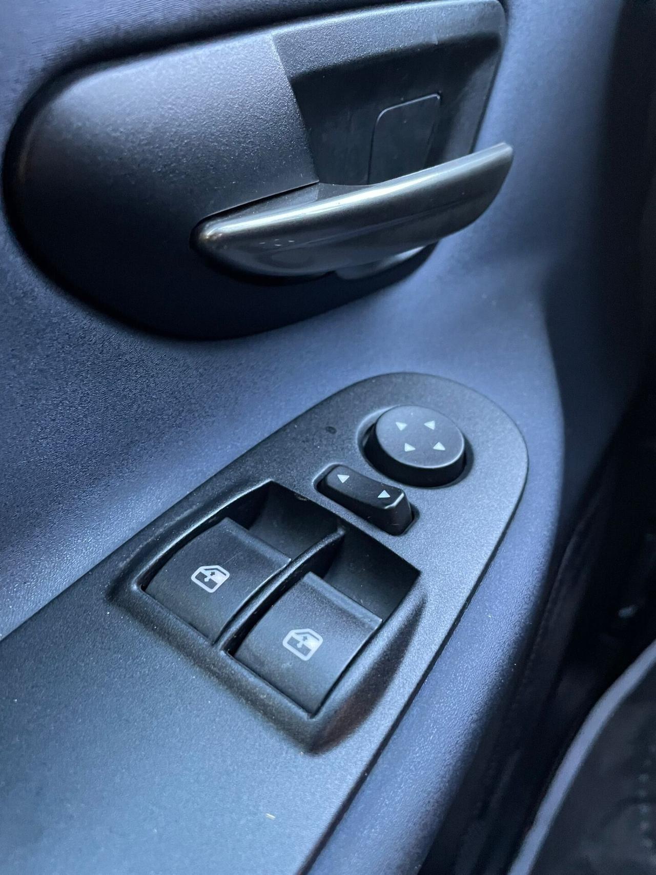 Lancia Ypsilon 1.3 MJT 16V 95 CV 5 porte S&S