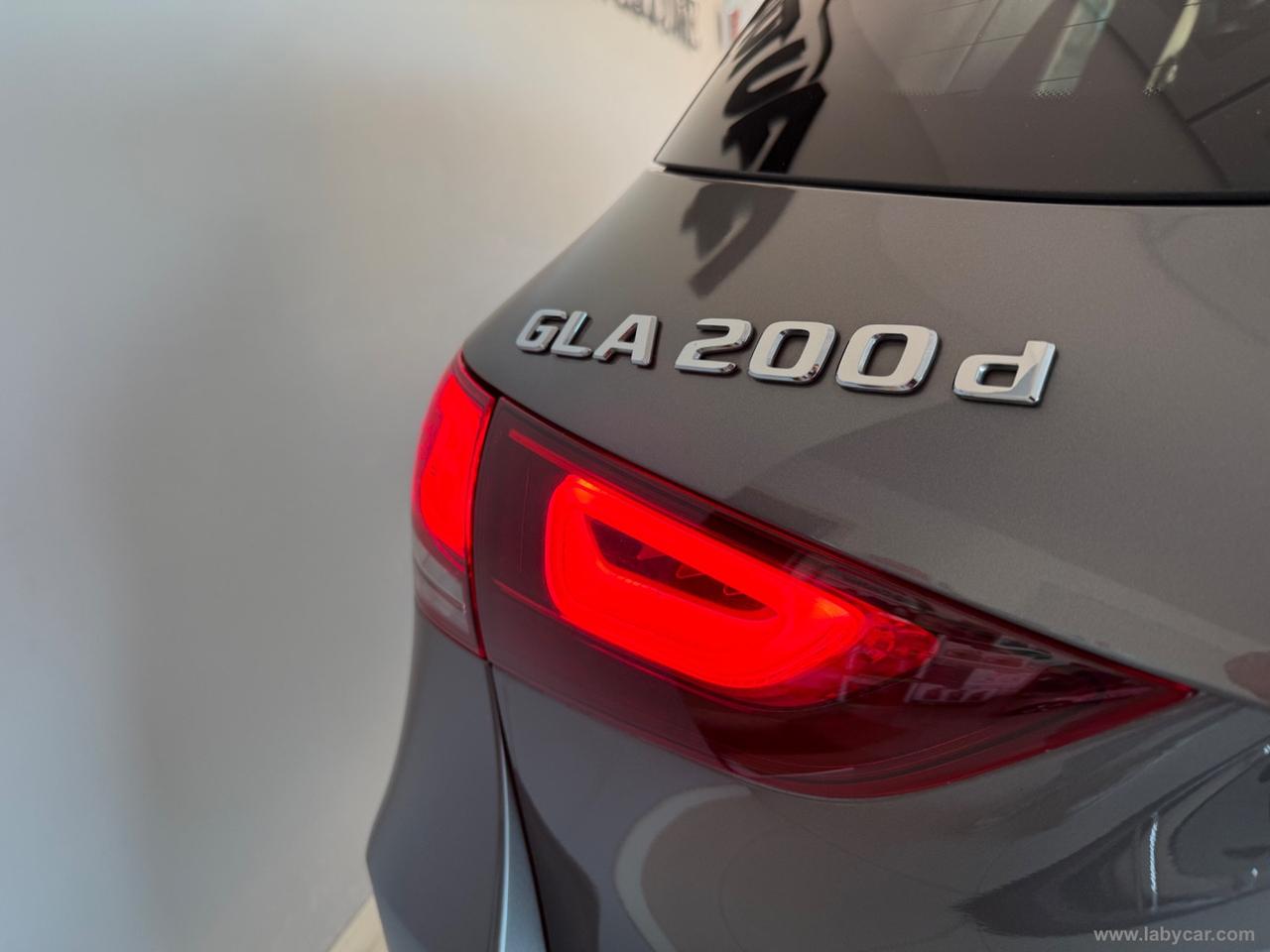 MERCEDES-BENZ GLA 200 d Automatic 4Matic Premium TETTO APRIBILE