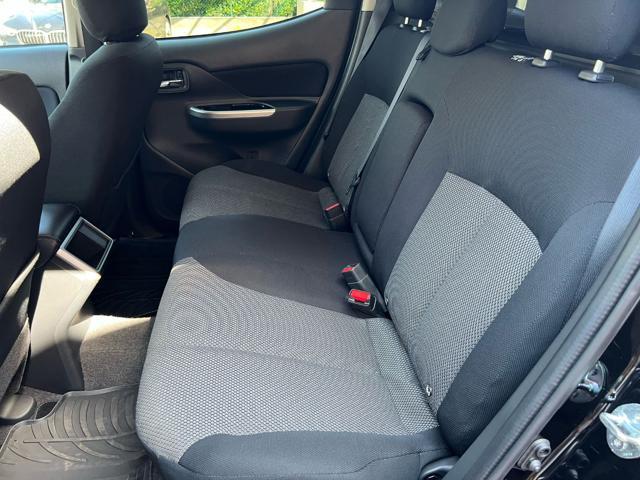 MITSUBISHI L200 2.3 D Double Cab 4x4 Super Select Intense aut.