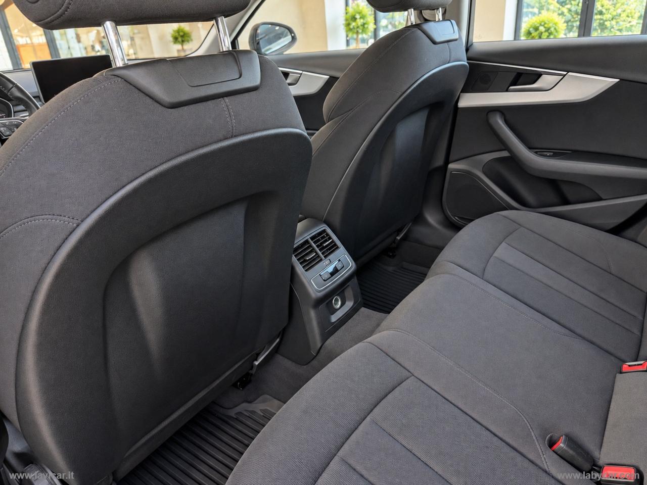 AUDI A4 Avant 35 TDI S tronic