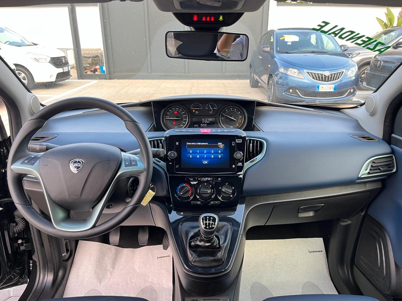 Lancia Ypsilon 1.0 FireFly 5 porte S&S Hybrid Platino