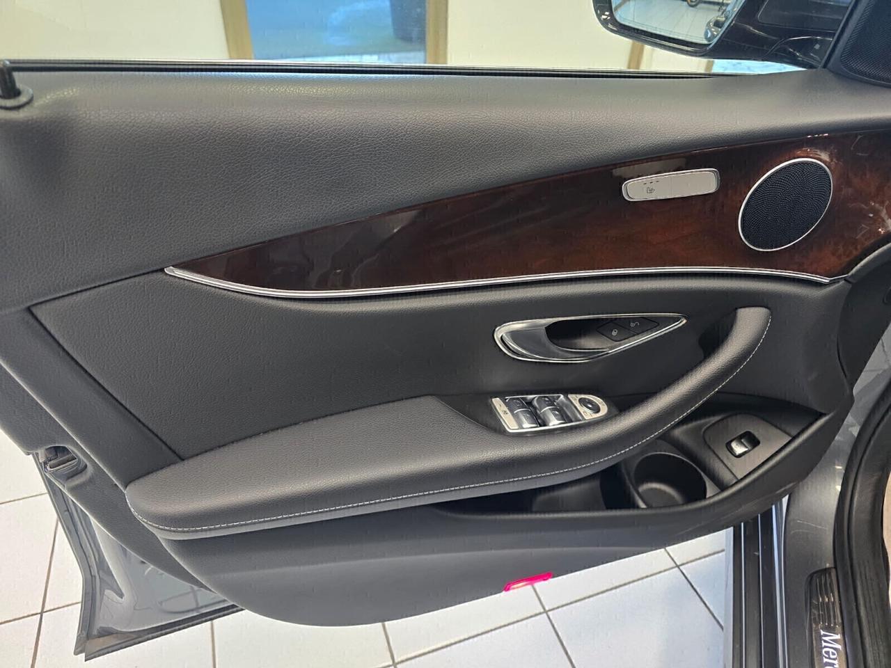 Mercedes E 220 d 4Matic Auto Business Sport 2021