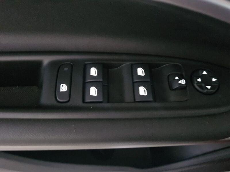 Jeep Avenger Avenger 1.2 Turbo 100 CV MHEV Summit