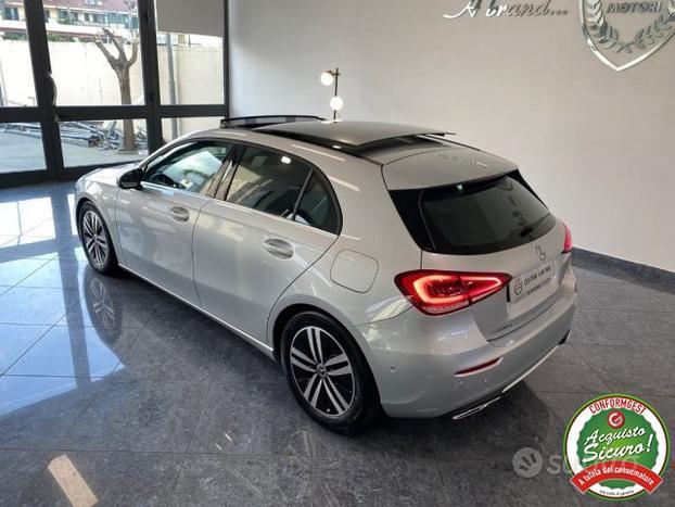 MERCEDES-BENZ A 180 d Automatic Sport Tetto Navi