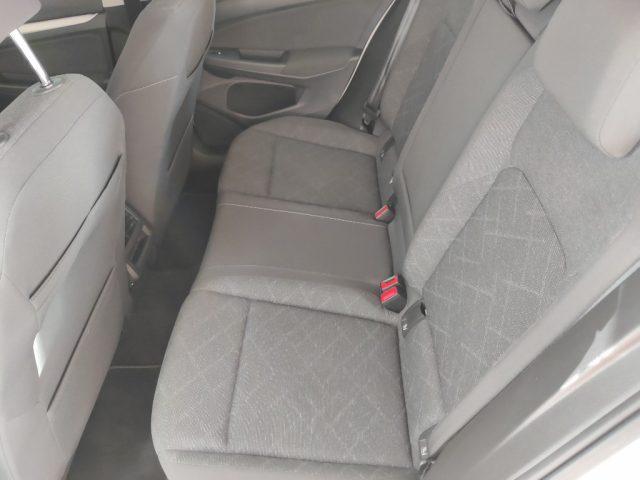 VOLKSWAGEN Golf 1.0 eTSI EVO DSG Life HYBRID CAMBIO AUTOMATICO