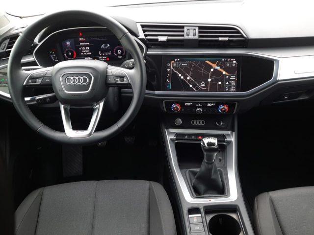 AUDI Q3 35 TFSI