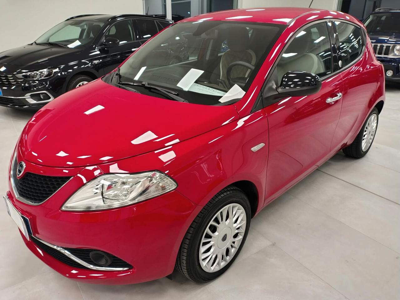 Lancia Ypsilon 1.2 69 CV 5 porte GPL Ecochic Gold