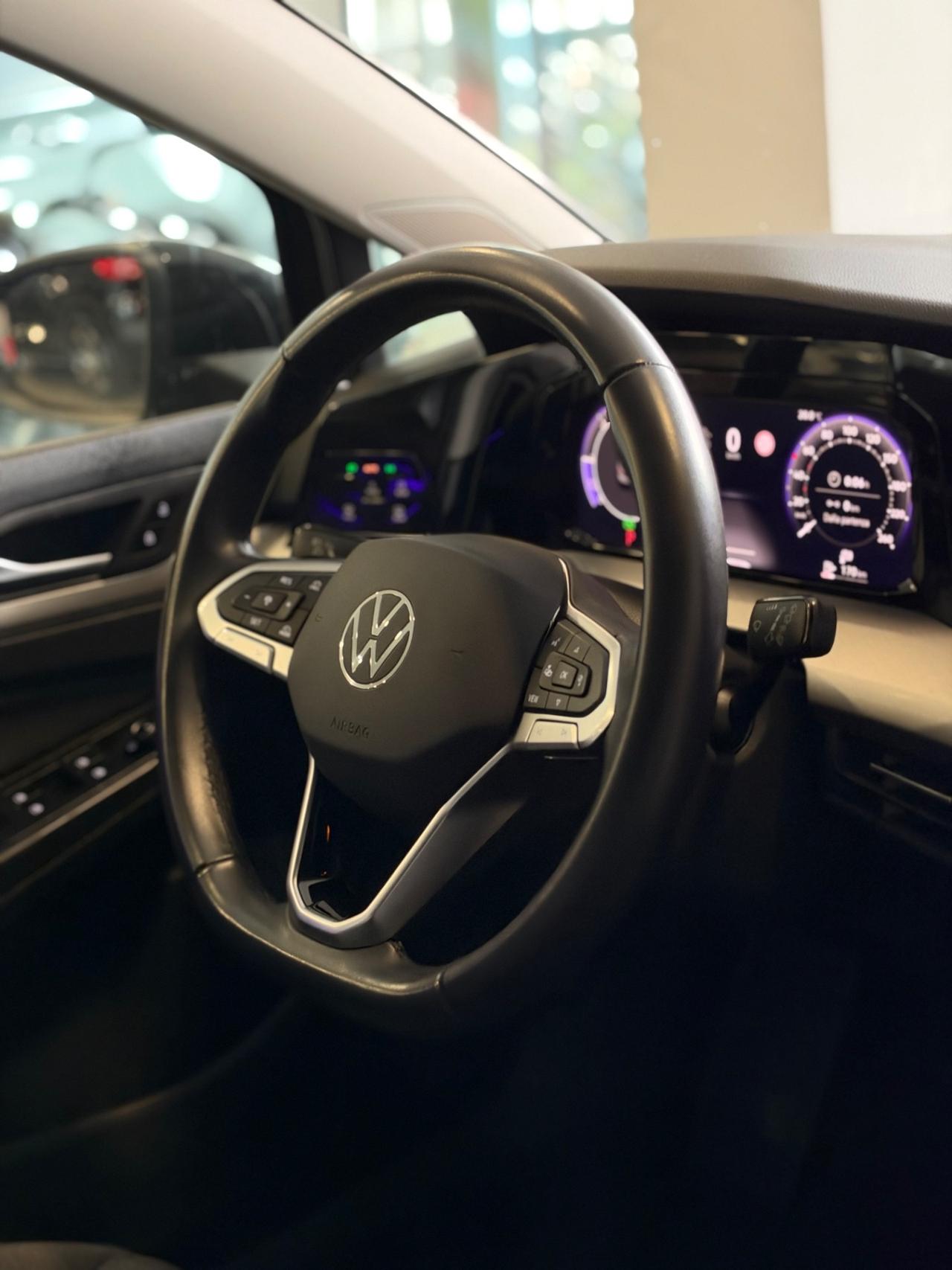 Volkswagen Golf 2.0 TDI 150 CV DSG SCR Editon Plus