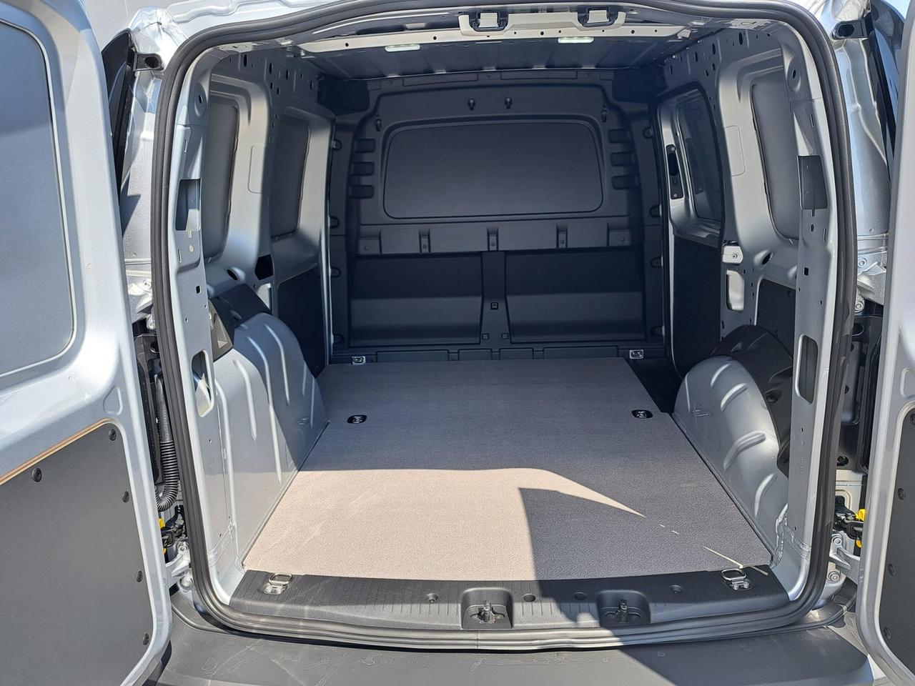 Volkswagen Caddy cargo 2.0 tdi scr 122cv business dsg7