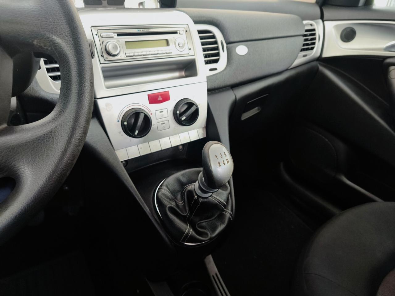 Lancia Ypsilon 1.2 69 CV Diva