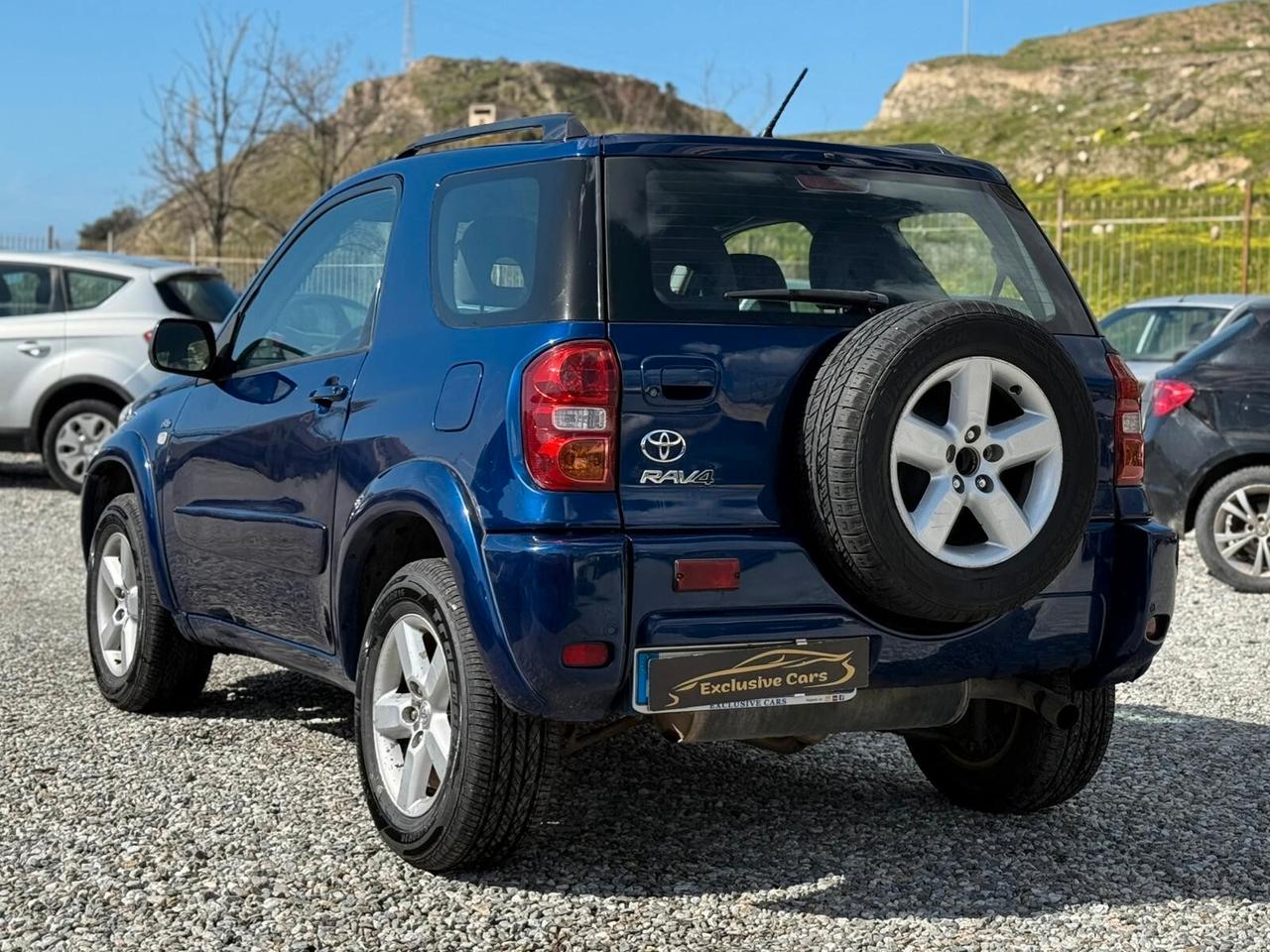 Toyota RAV 4 RAV4 2.0 Tdi D-4D cat 3 porte Sol