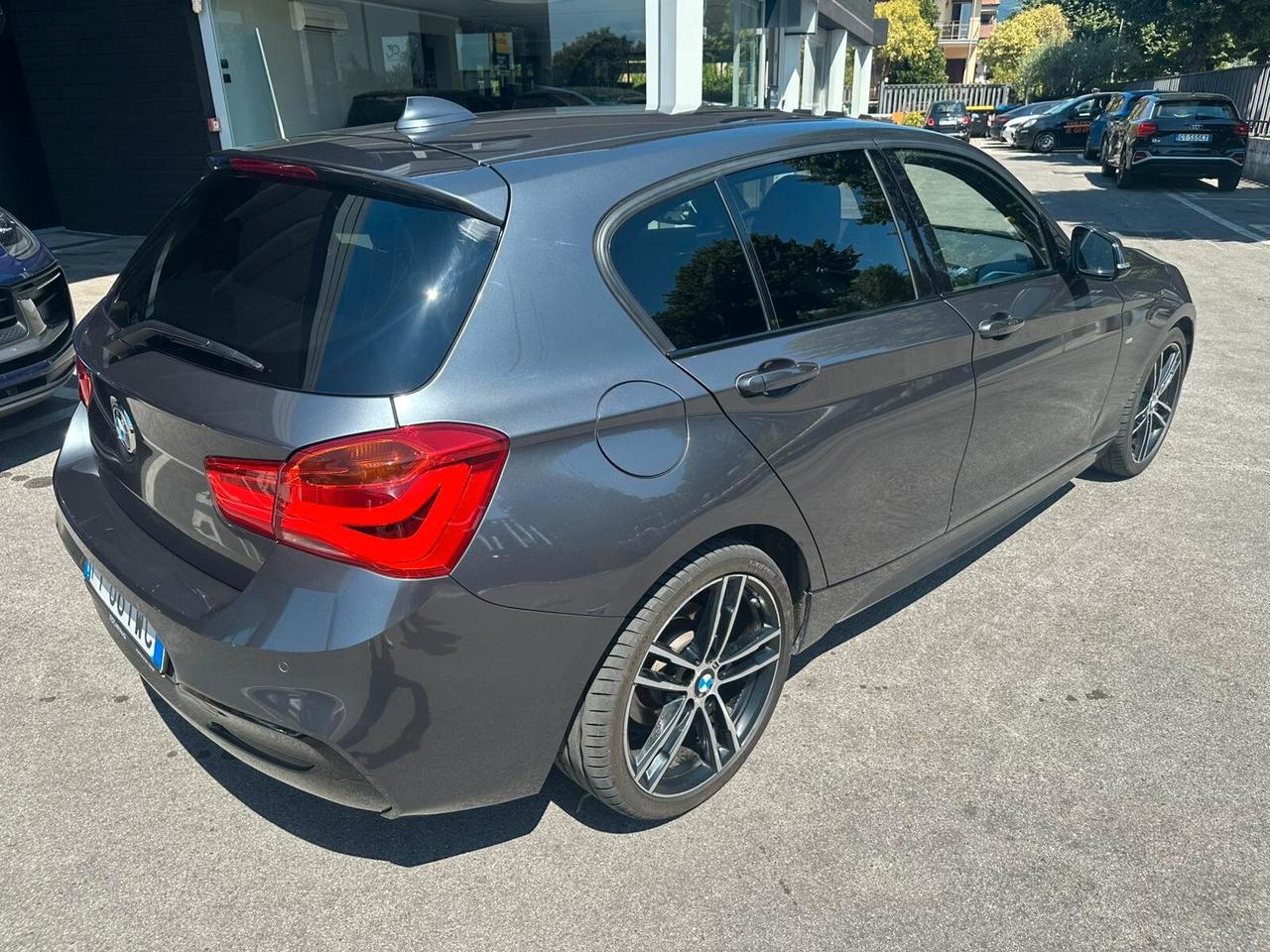 Bmw 118 118d 5p. Msport