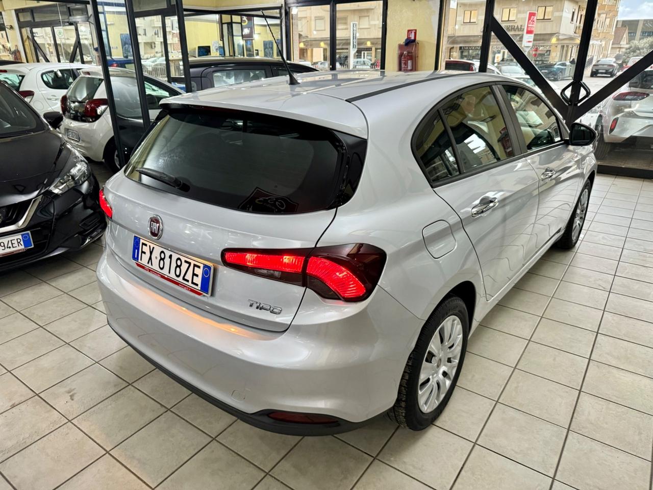 Fiat Tipo 1.3 Mjt S&S 5 porte Easy