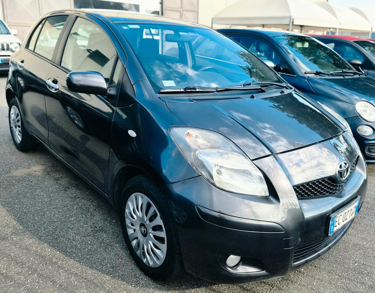 Toyota Yaris 1.3 5P Sol