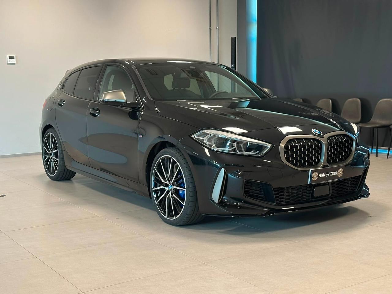 Bmw 135 M 135i xDrive Colorvision Edition