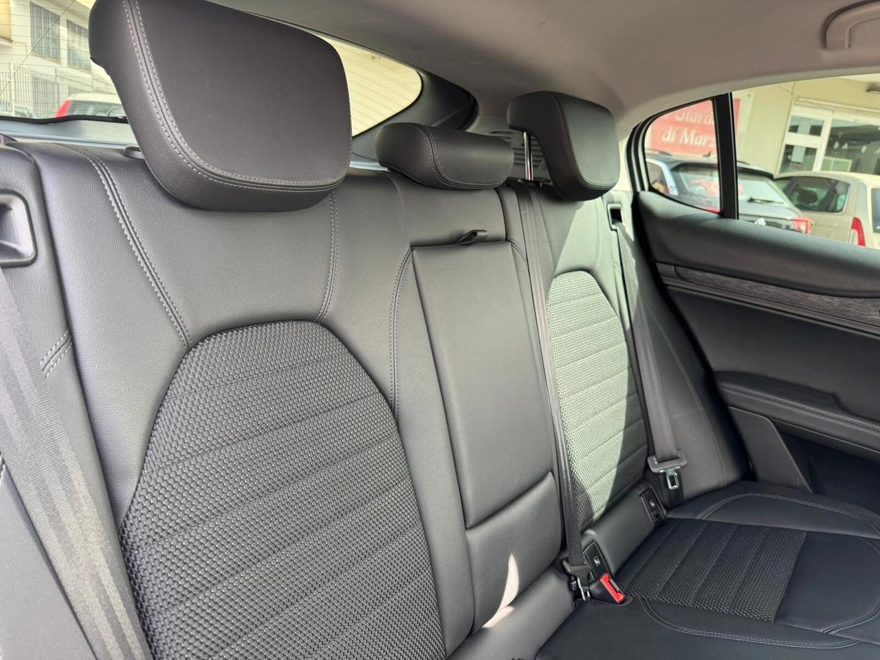 Alfa Romeo Stelvio 2.2 210 CV AT8 Q4 Executive GARANZIA