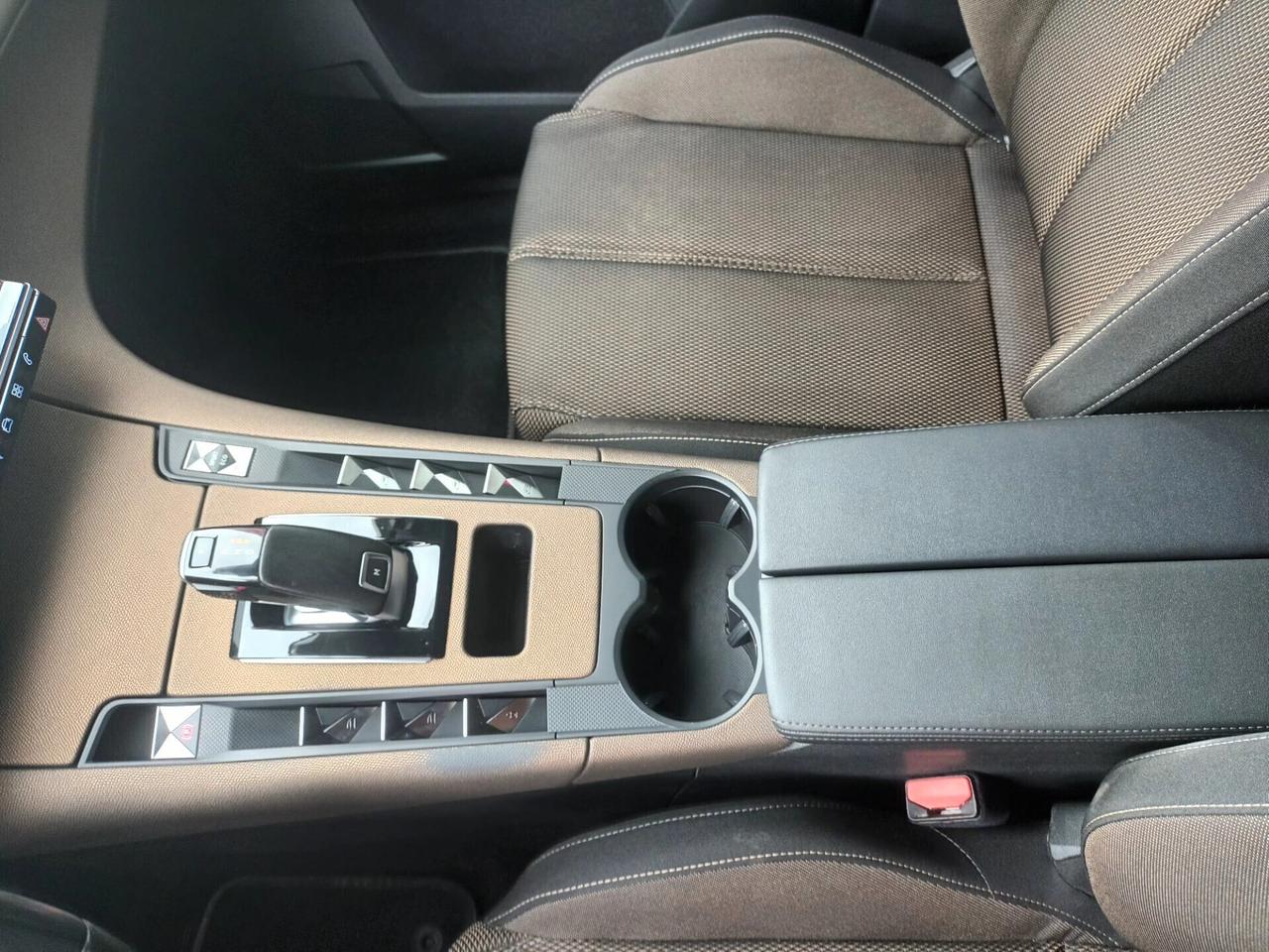 DS7 Crossback 1.5 Blue HDi 130 CV Auto Business