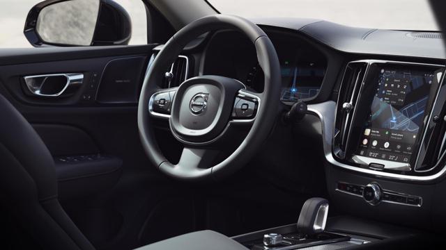 VOLVO V60 B4 (Benzina) PLUS DARK AUTOMATICA