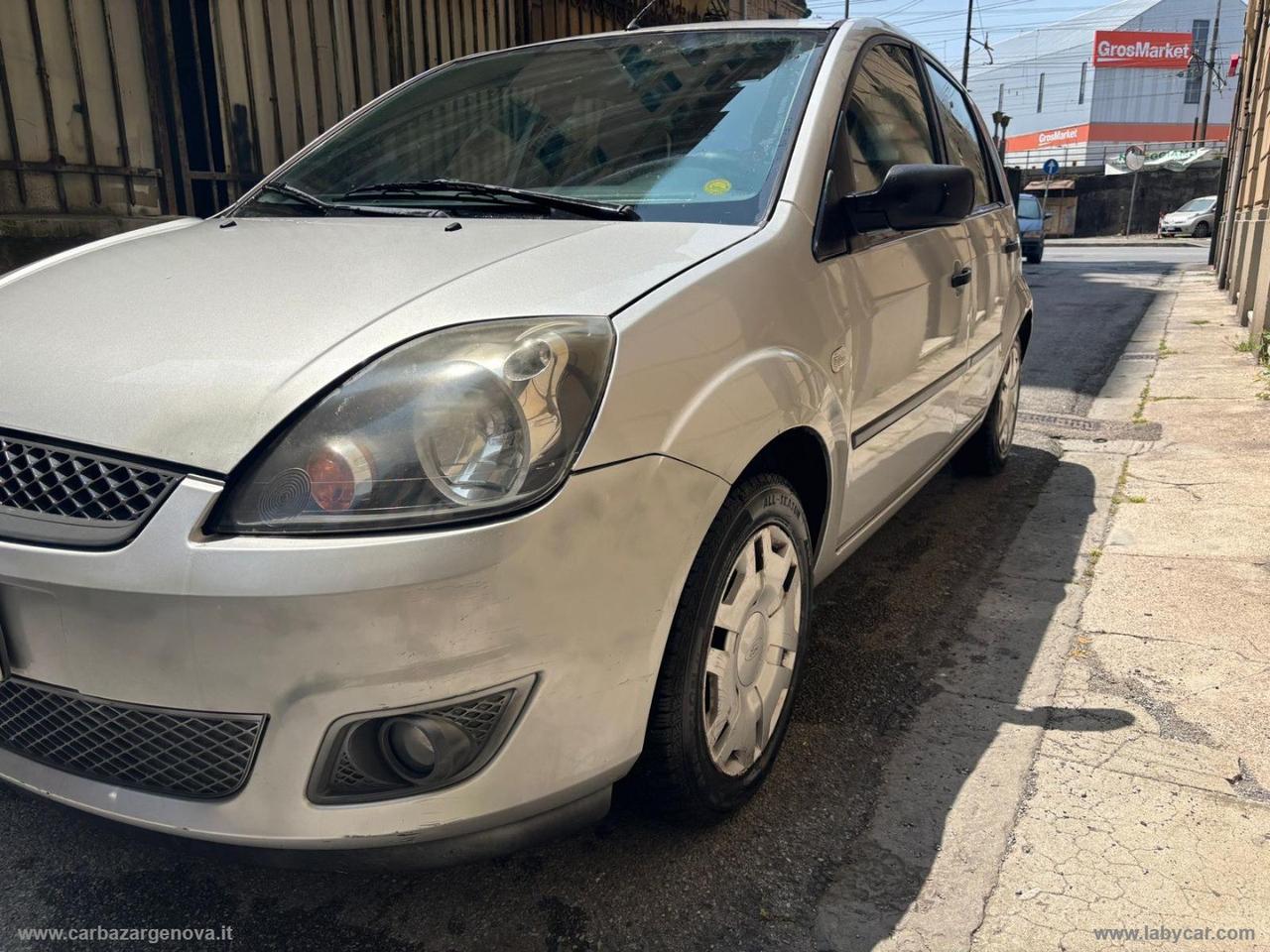 FORD Fiesta 1.2 16V 5p. Ambiente