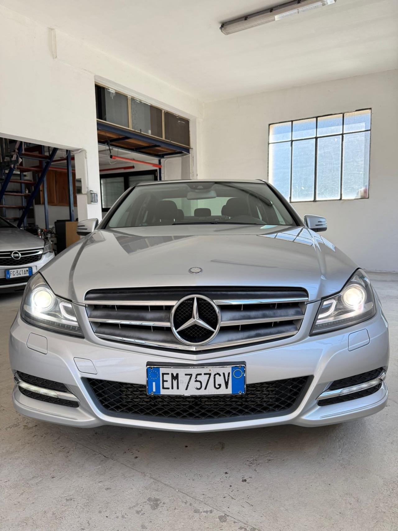 Mercedes-benz C 200 CDI BlueEFFICIENCY Avantgarde
