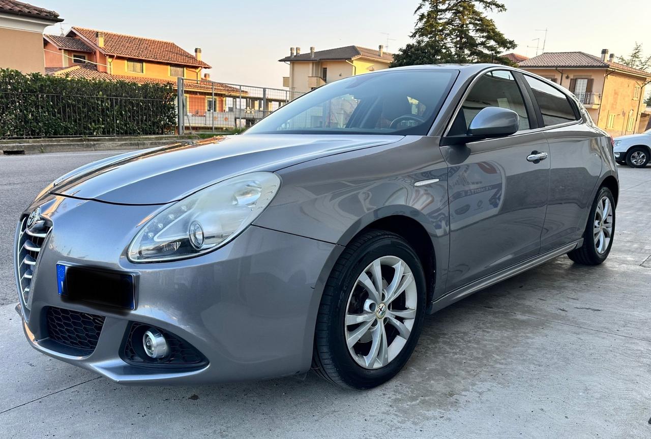 Alfa Romeo Giulietta 1.6 JTDm-2 105 CV Distinctive