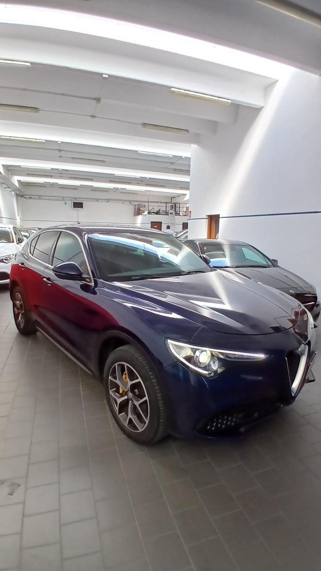 Alfa Romeo Stelvio 2.0 Turbo 280 CV AT8 Q4 Executive