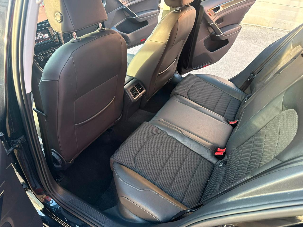 Volkswagen Golf 7 1.6 tdi 105cv BlueMotion - 2014