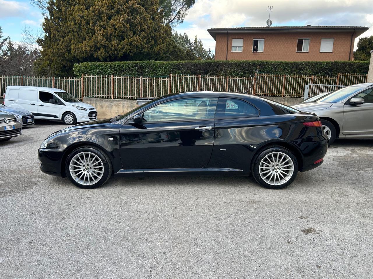 Alfa Romeo GT 1.9 MJT 16V Luxury 100000km