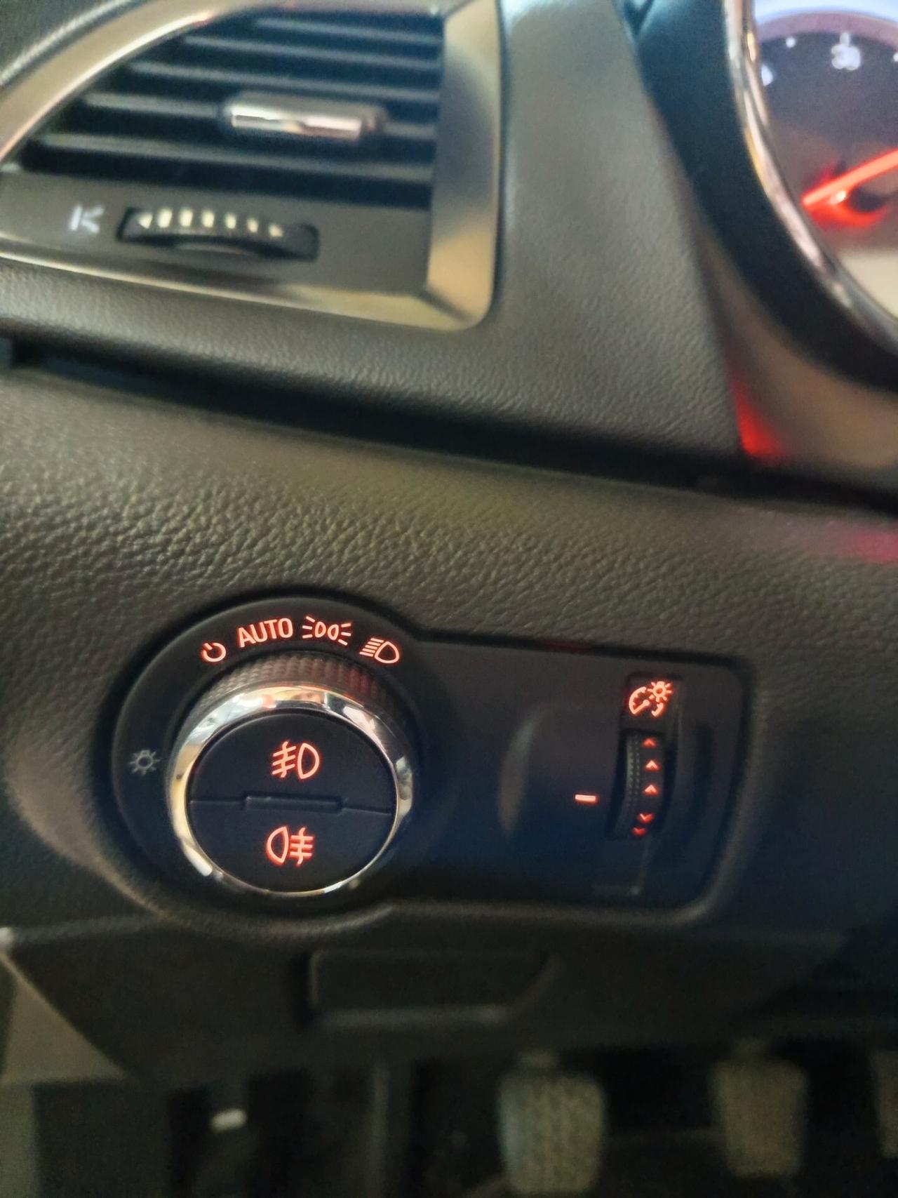 Opel Astra 1.7 CDTI 125CV 5 porte Cosmo ok neopatentati