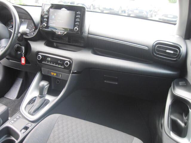 Toyota Yaris 1.5 Hybrid KM 20000 FINANZIABILE FATTURABILE