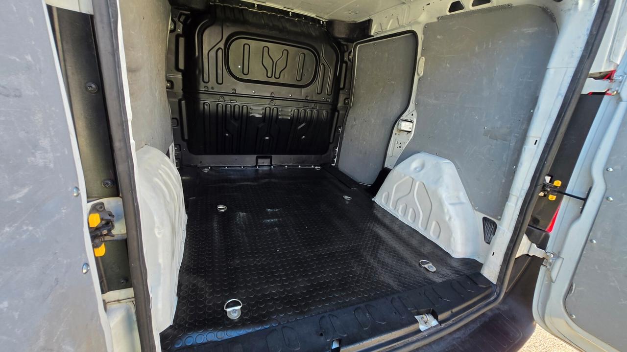 Fiat Doblo Doblò 1.6 MJT 105CV S&S PC-TN Cargo Business