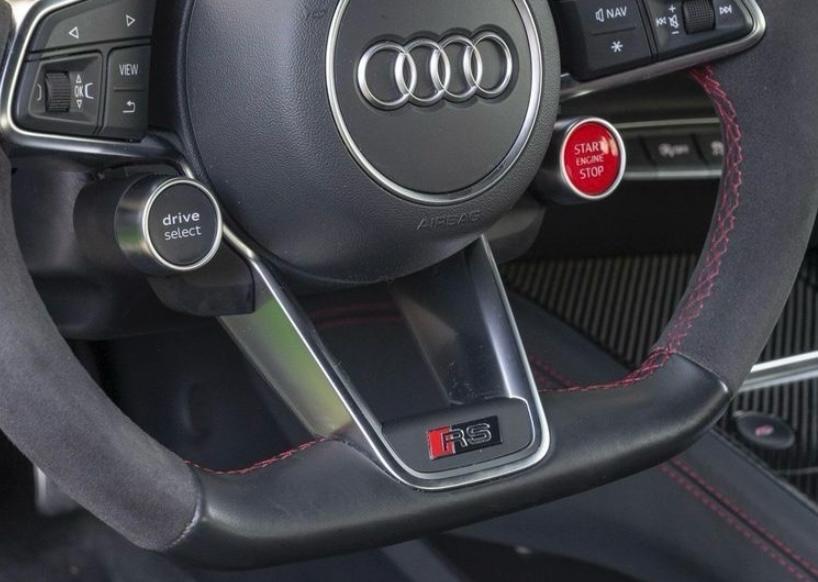 Audi TT RS Roadster 400 CV