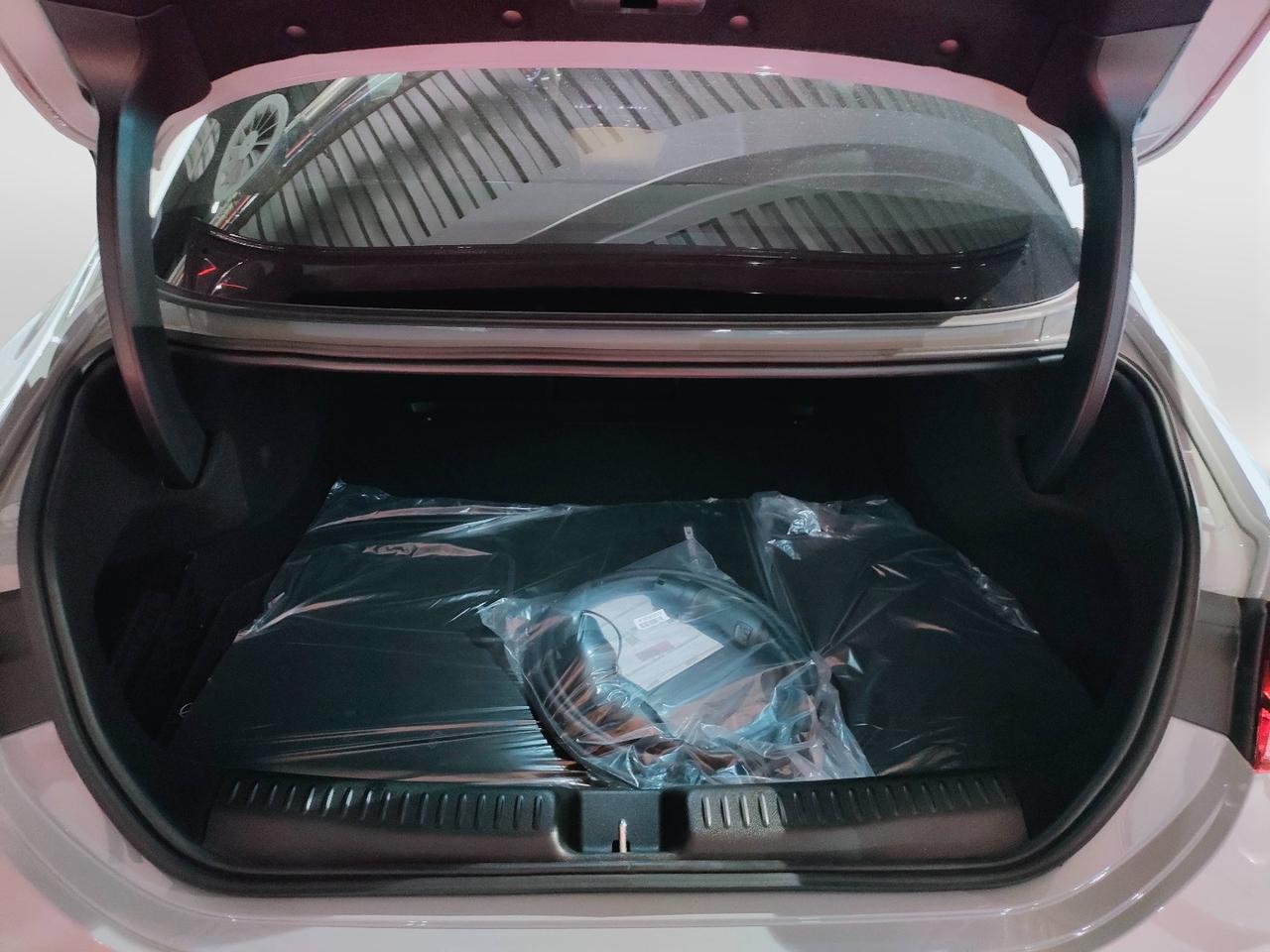 Mercedes-Benz CLA 250+ con tecnologia EQ