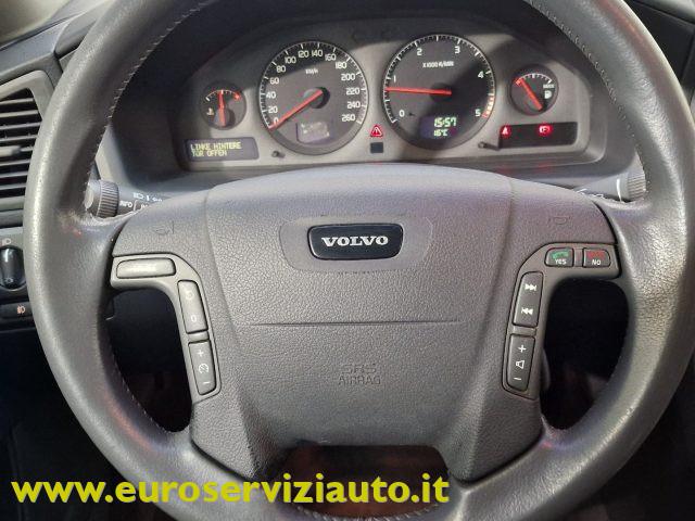 VOLVO V70 2.4 D5 20V cat